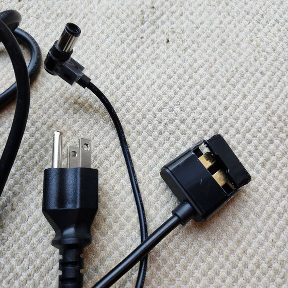 DJI ADE018 Inspire 1 Battery Adapter Charger 180W Remote Control Power WORKS - Picture 2 of 8